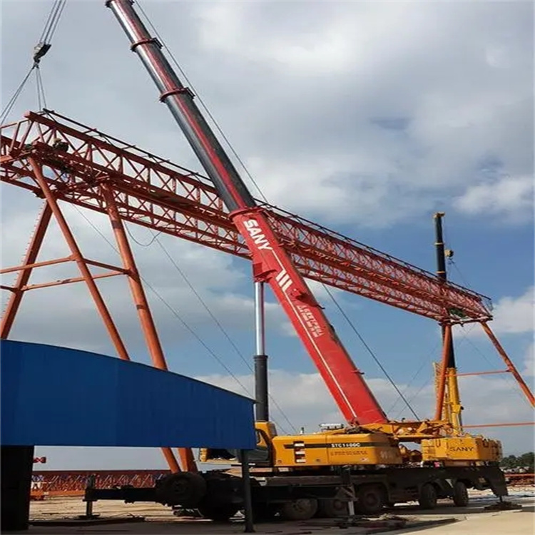 随州专业提供吊车租赁