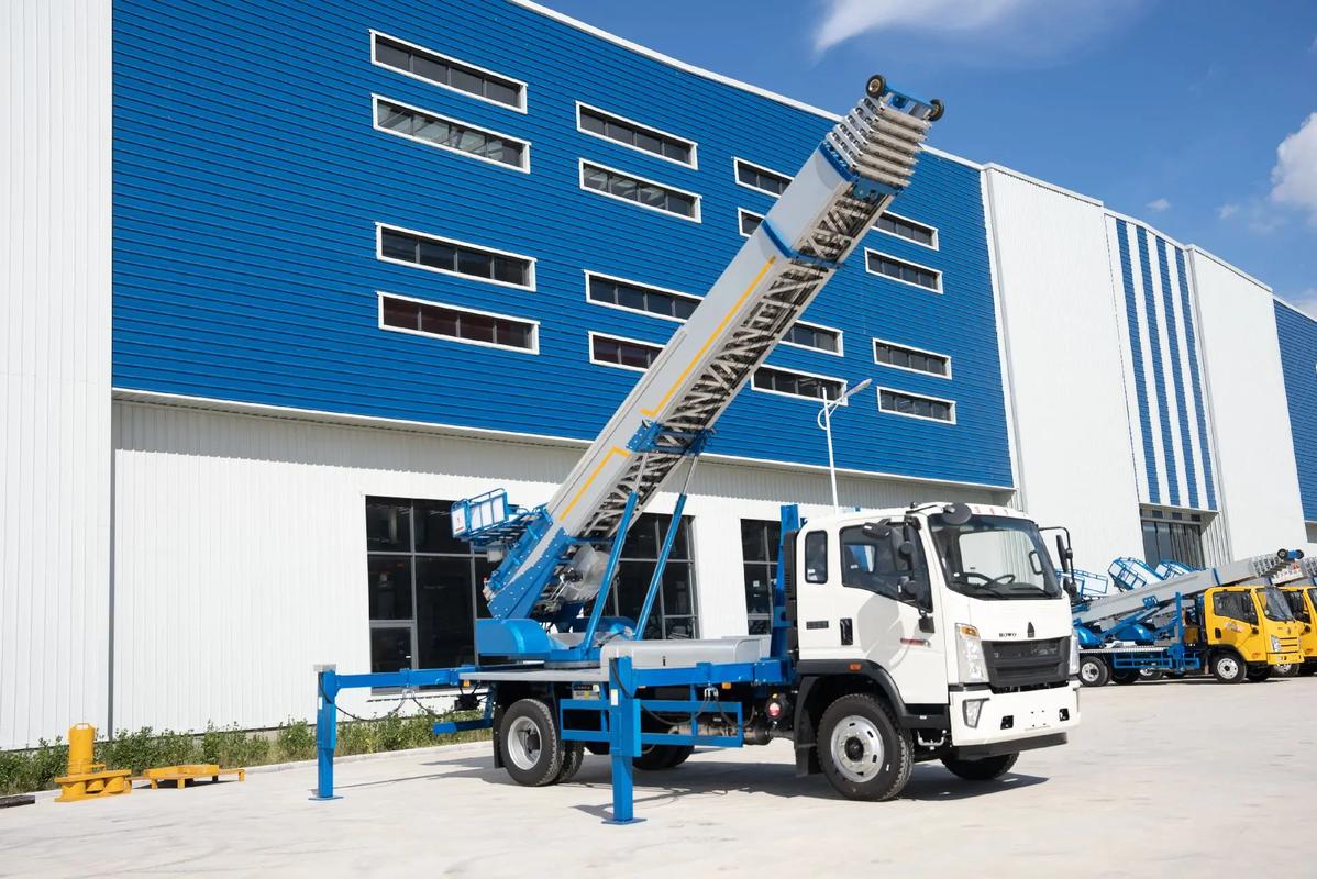 随州小型云梯车上料车租赁多少钱