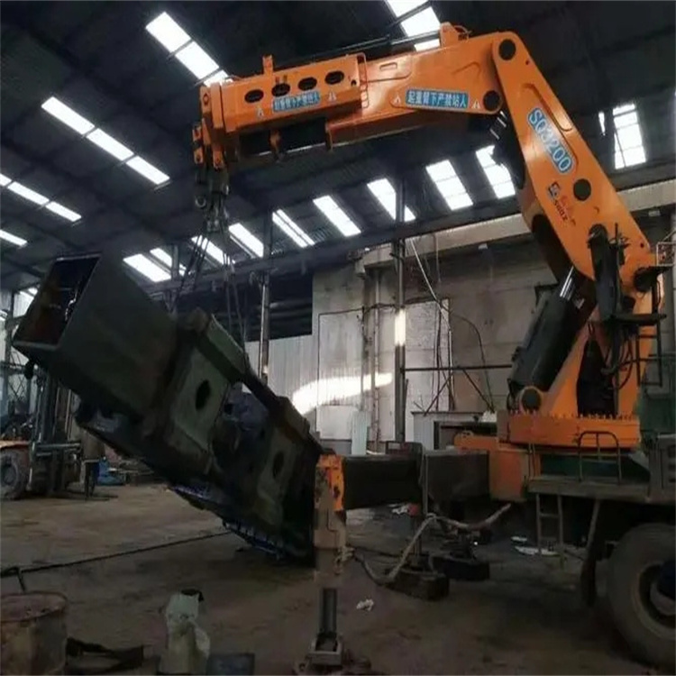 随州200吨折臂吊出租